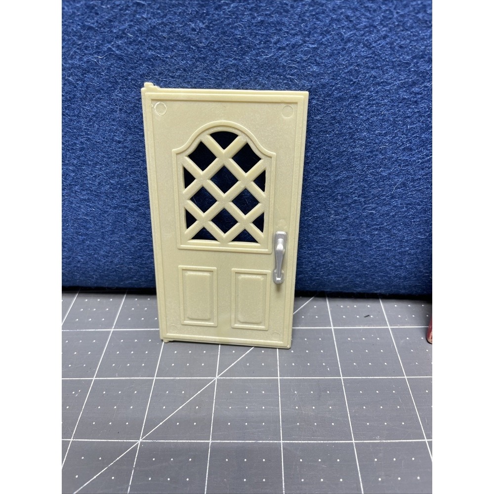 Epoch Calico Critters Red Roof Country Home Replacement Front Door Silver Handle - Picture 3 of 4